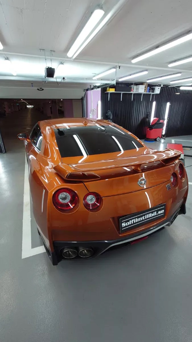 Detaljbild på Nissan GT-R efter PPF-montering